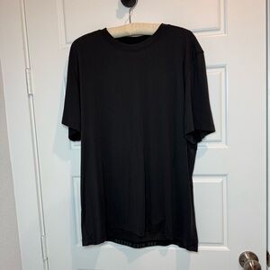 lululemon athletica Classic Black Tee